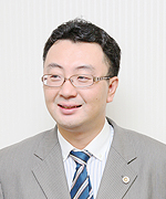 弁護士　野﨑　正隆