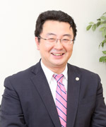 弁護士　野﨑